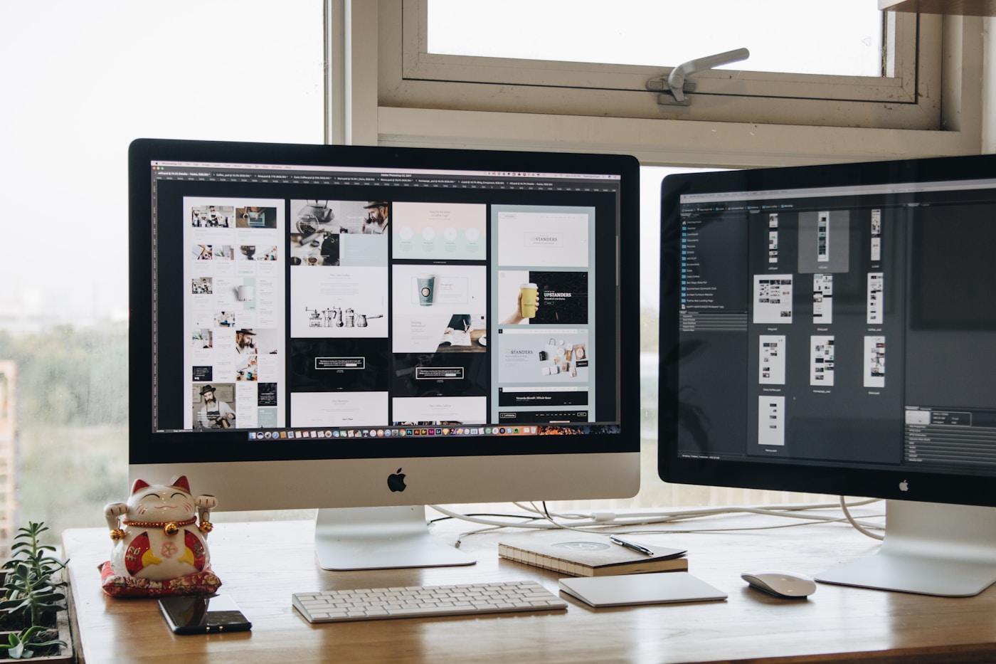Workspace designer Webie : un iMac affichant des maquettes de sites en cours, écran de validation Figma à côté